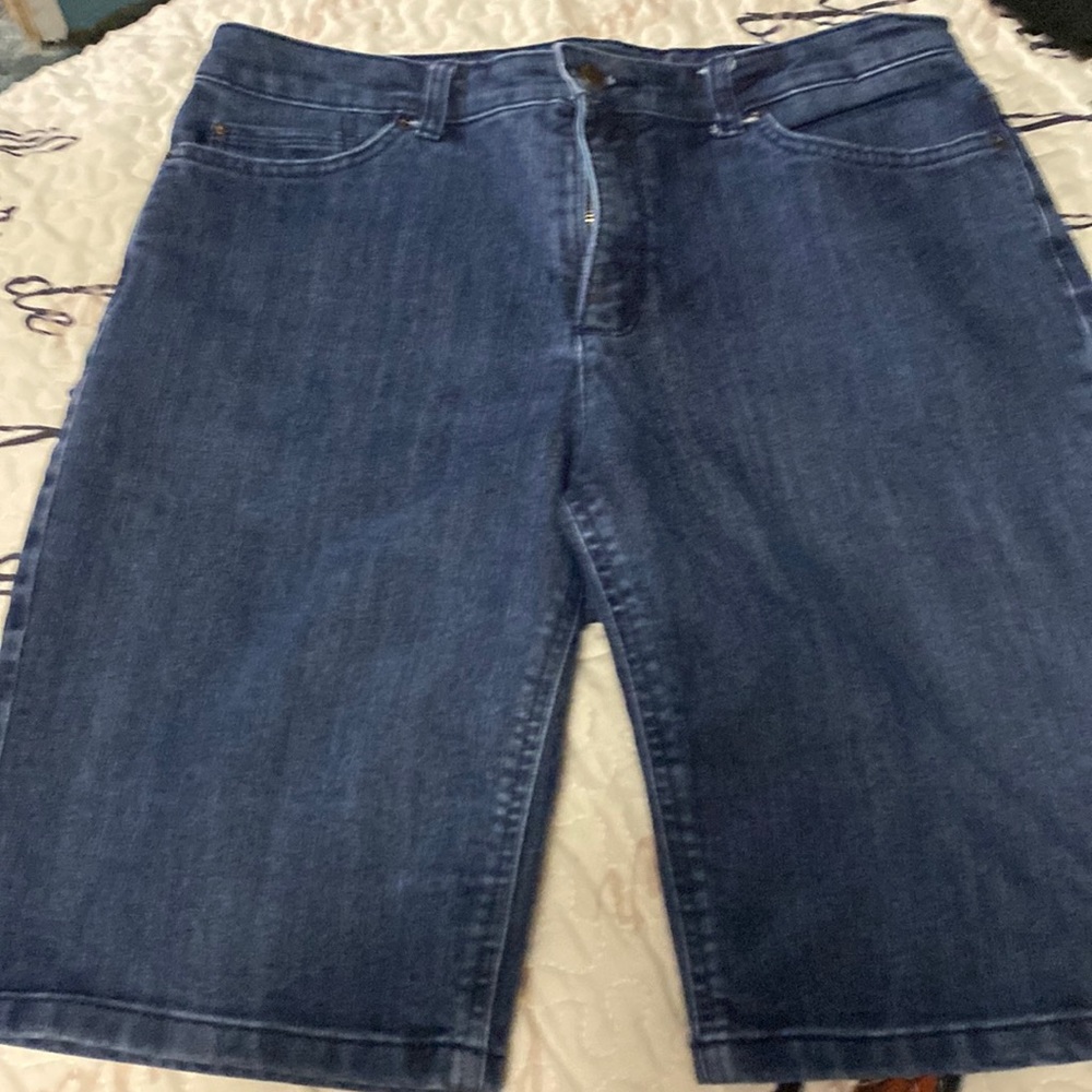 Woman’s Jean shorts
